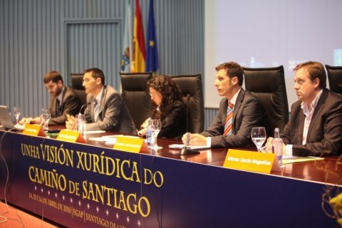Mesa redonda.  - Congreso sobre Unha Visión Xurídica do Camiño de Santiago
